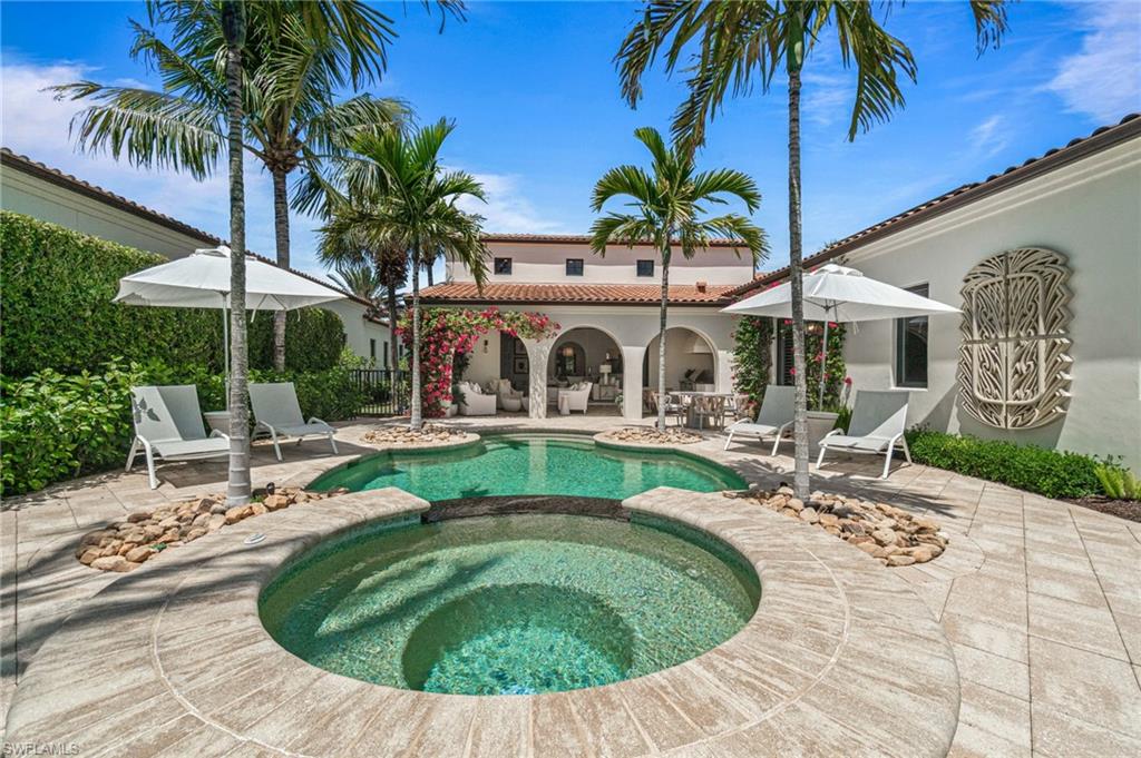 LUCARNO - Residential