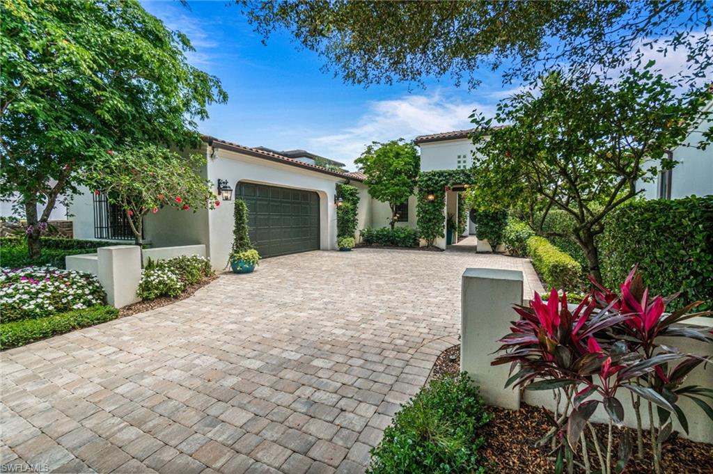 LUCARNO - Residential