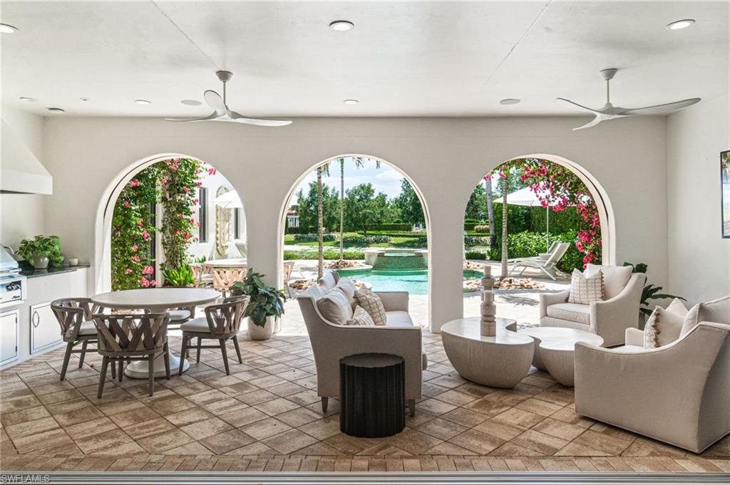 LUCARNO - Residential