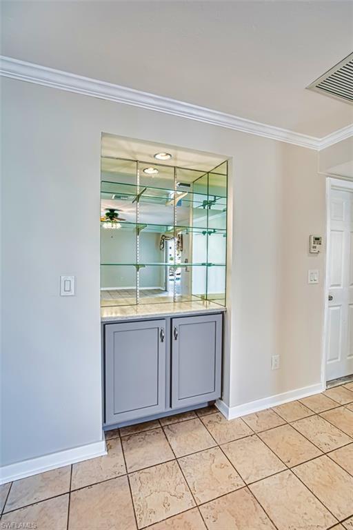 TOWN AND RIVER - Residential