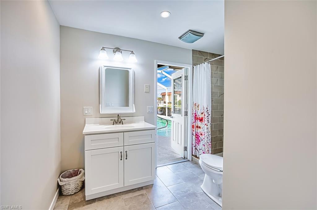 TOWN AND RIVER - Residential