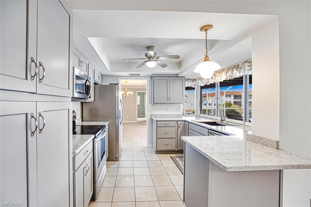 TOWN AND RIVER - Residential