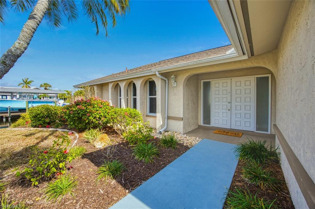 TOWN AND RIVER - Residential