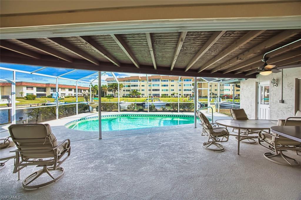 TOWN AND RIVER - Residential