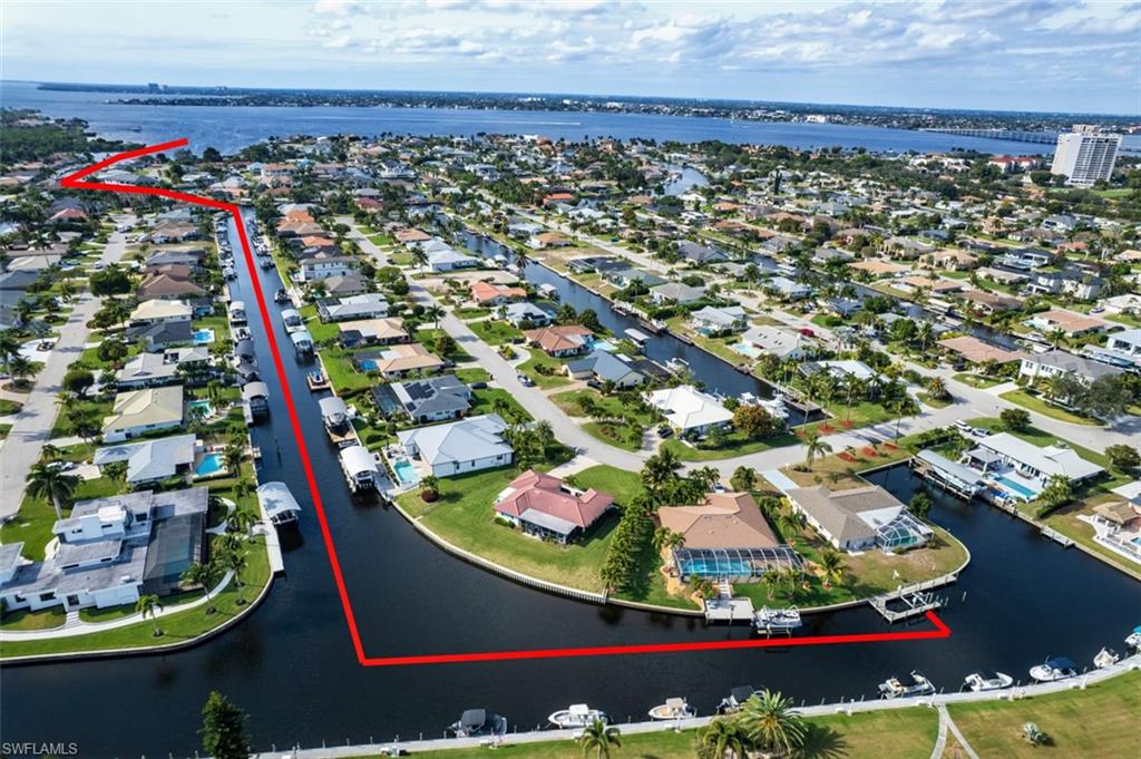 TOWN AND RIVER - Residential