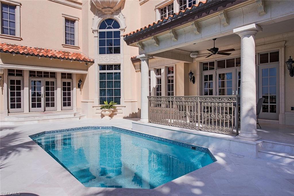 STRAND AT BAY COLONY - Residential