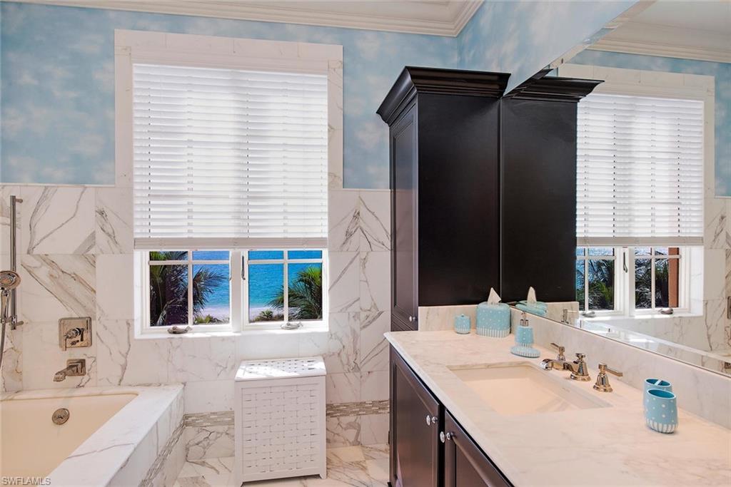 STRAND AT BAY COLONY - Residential