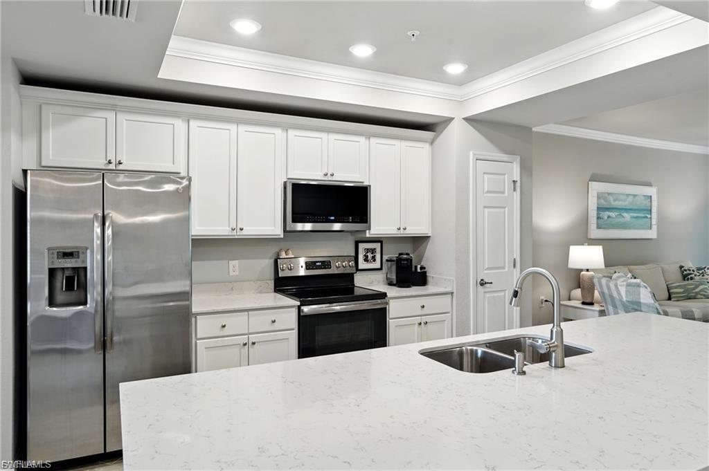 PALAZZO - Residential Lease