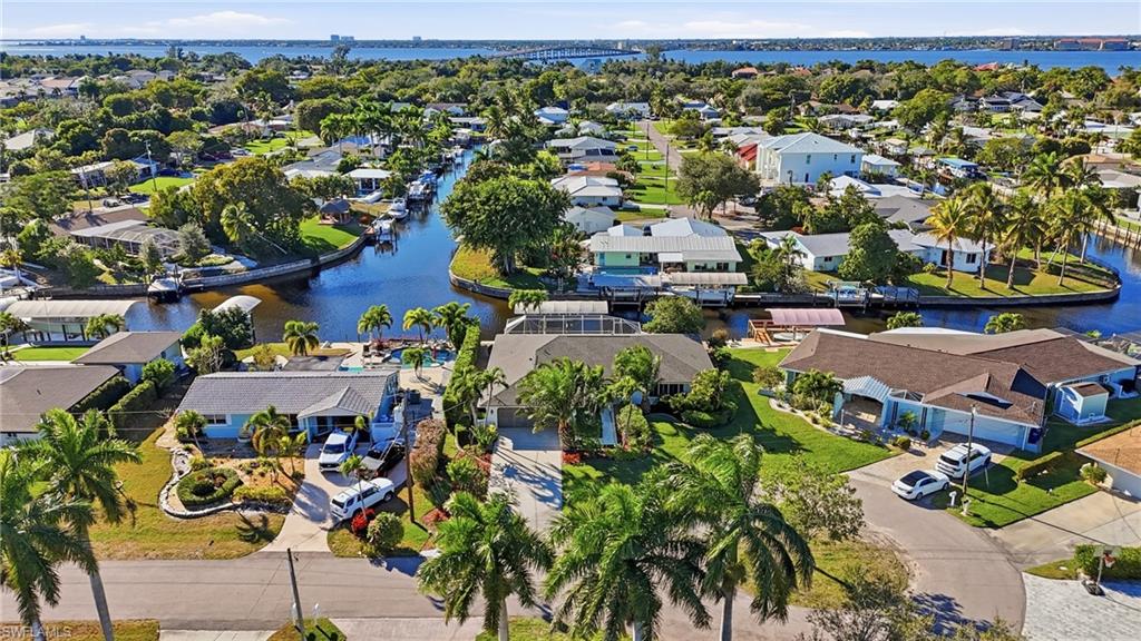 MCGREGOR ISLES - Residential