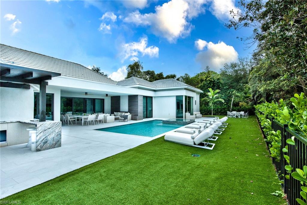 OAKMONT - Residential