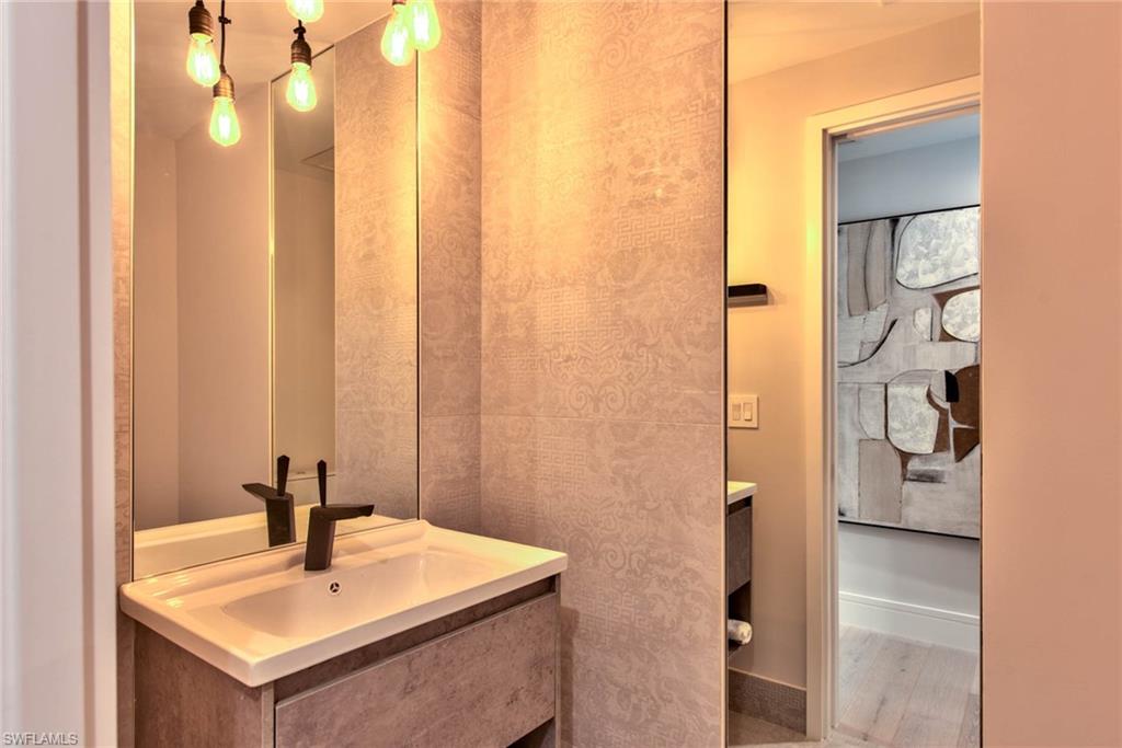 OAKMONT - Residential