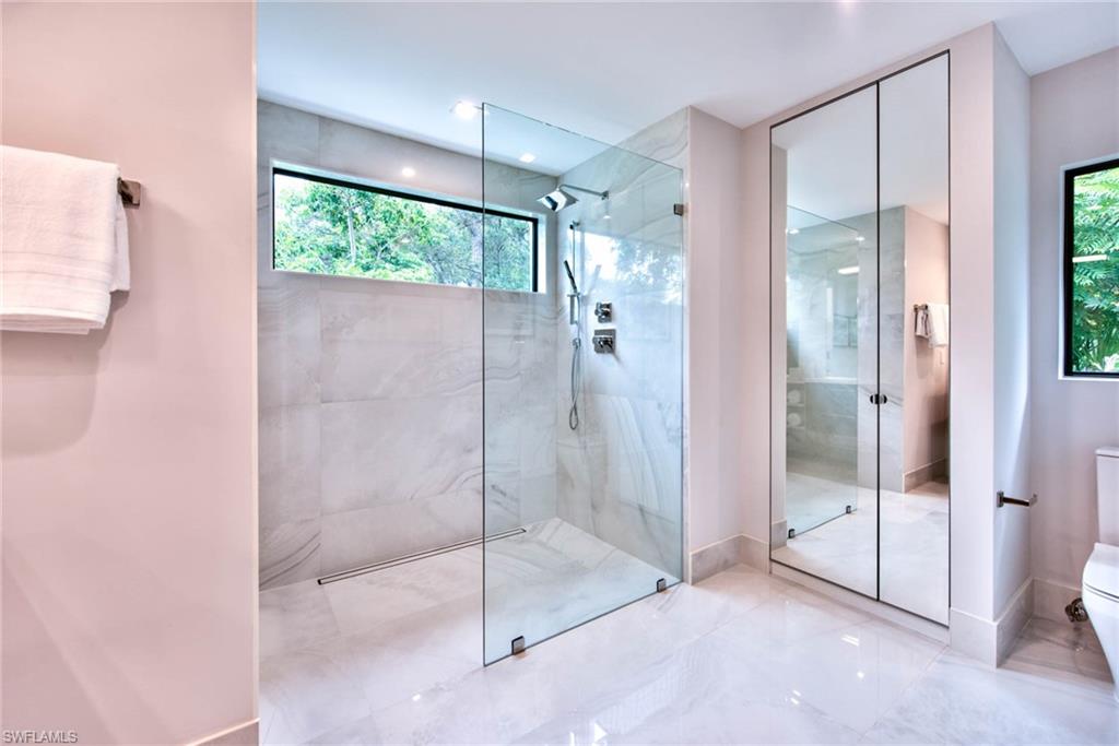 OAKMONT - Residential