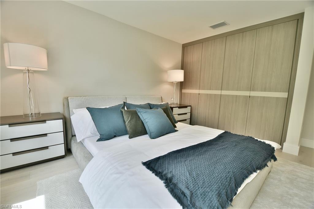 OAKMONT - Residential