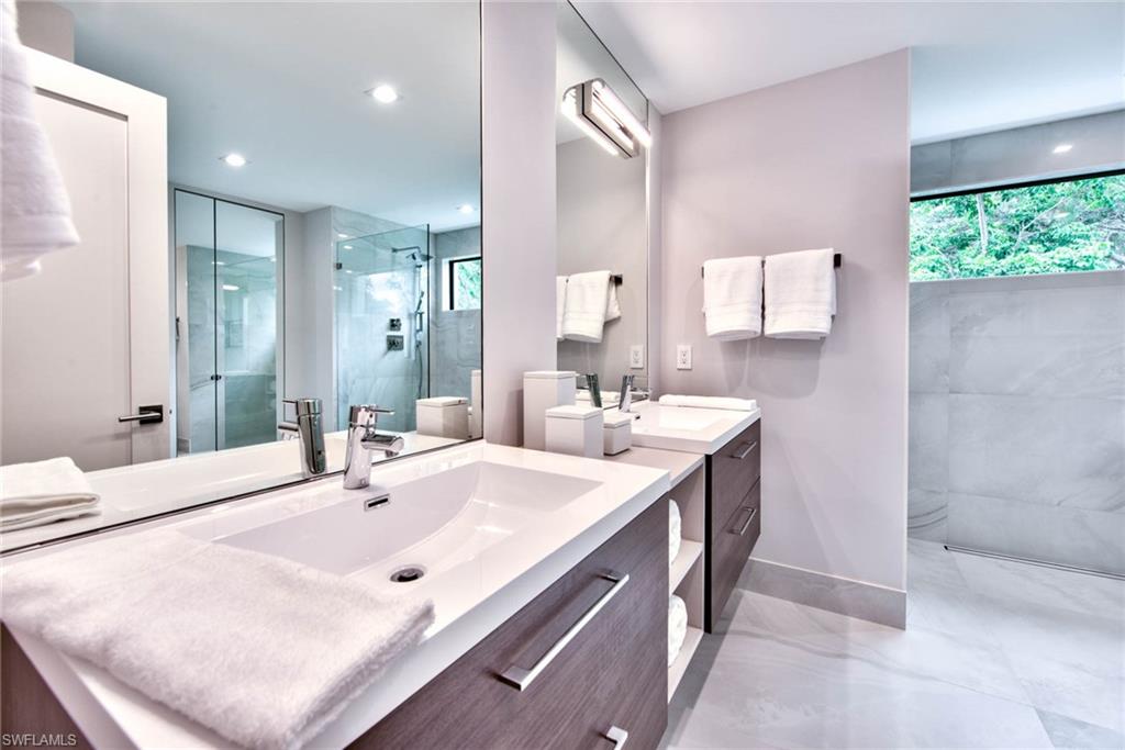 OAKMONT - Residential