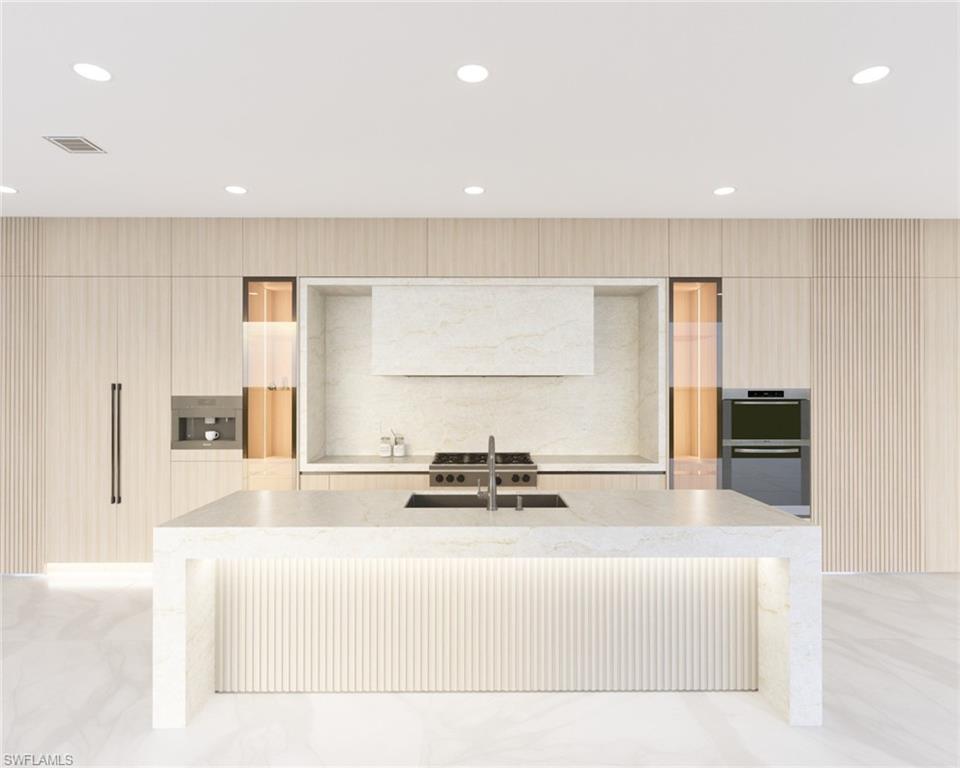 LAGUNA SHORES - Residential