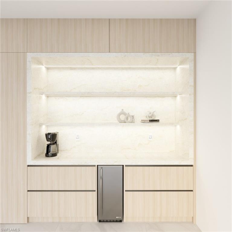 LAGUNA SHORES - Residential