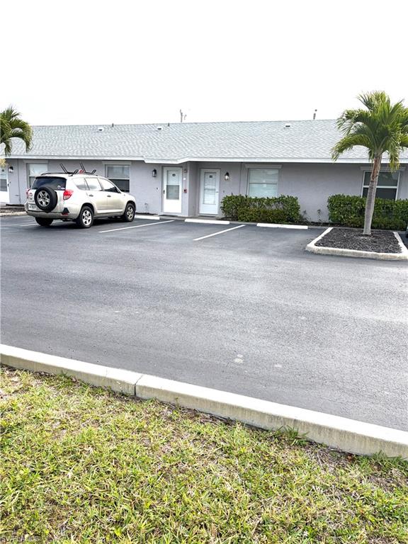 CONTEMPORARY  CONDO - Residential