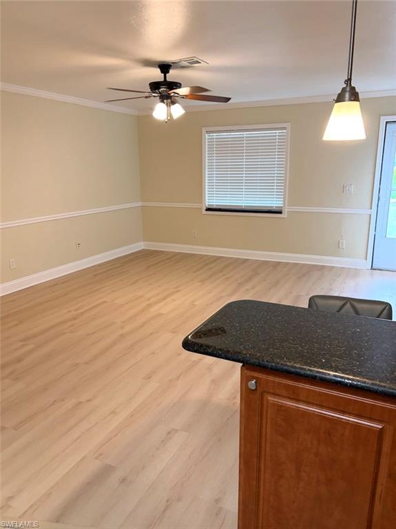 CONTEMPORARY  CONDO - Residential