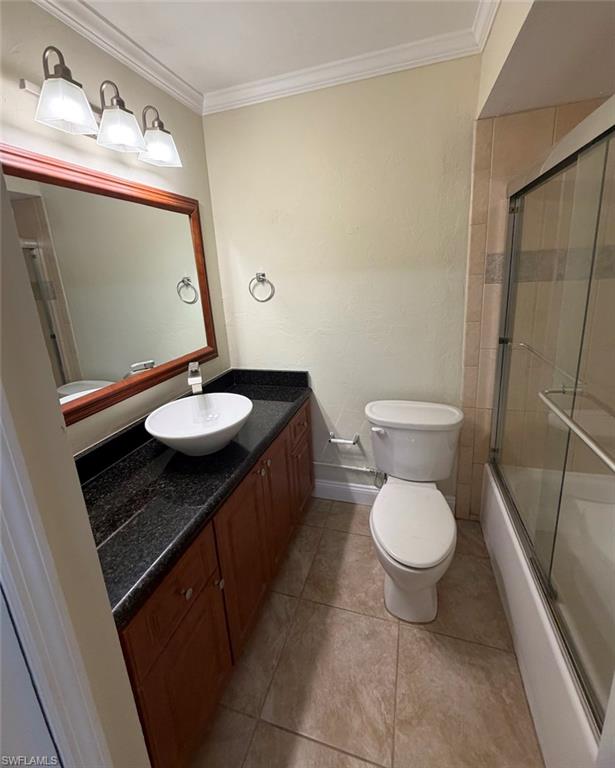 CONTEMPORARY  CONDO - Residential