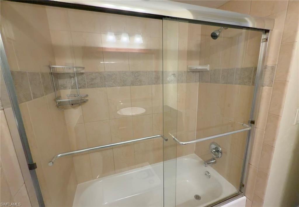 CONTEMPORARY  CONDO - Residential