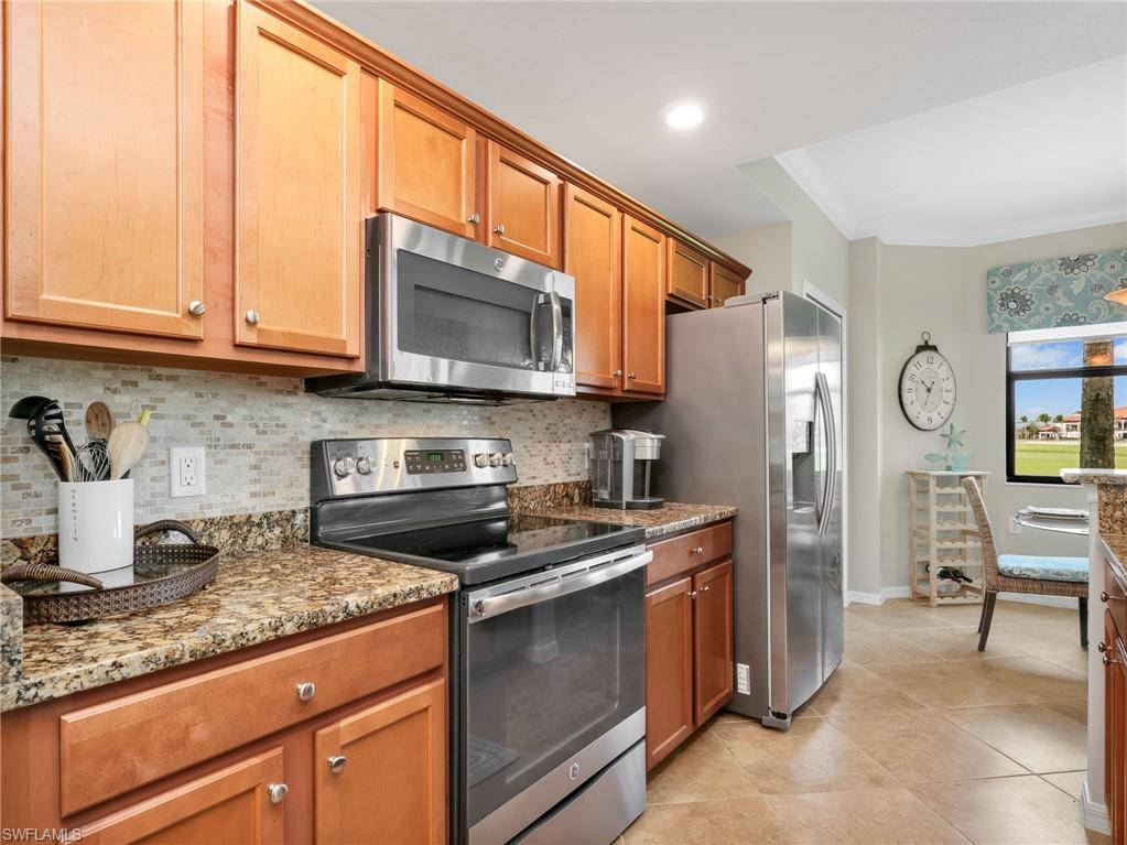 BONITA NATIONAL GOLF AND COUNTRY CLUB - Residential