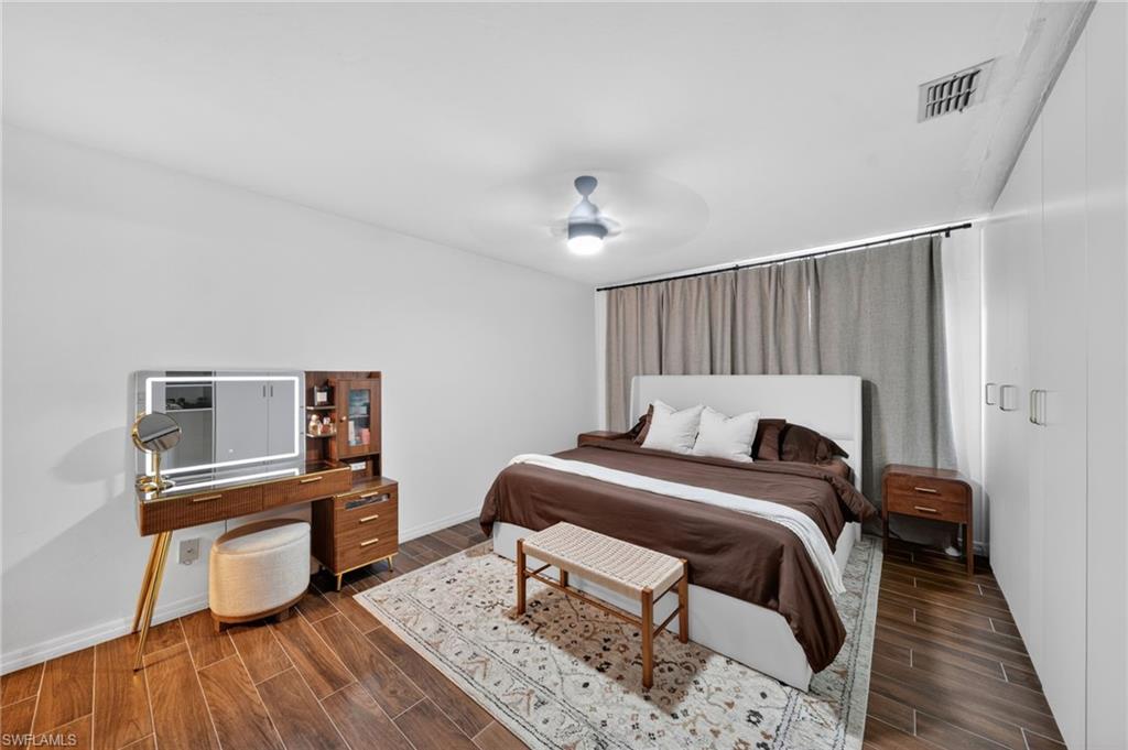 COUNTRY CLUB VILLAGE - Residential