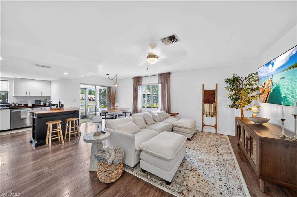 COUNTRY CLUB VILLAGE - Residential