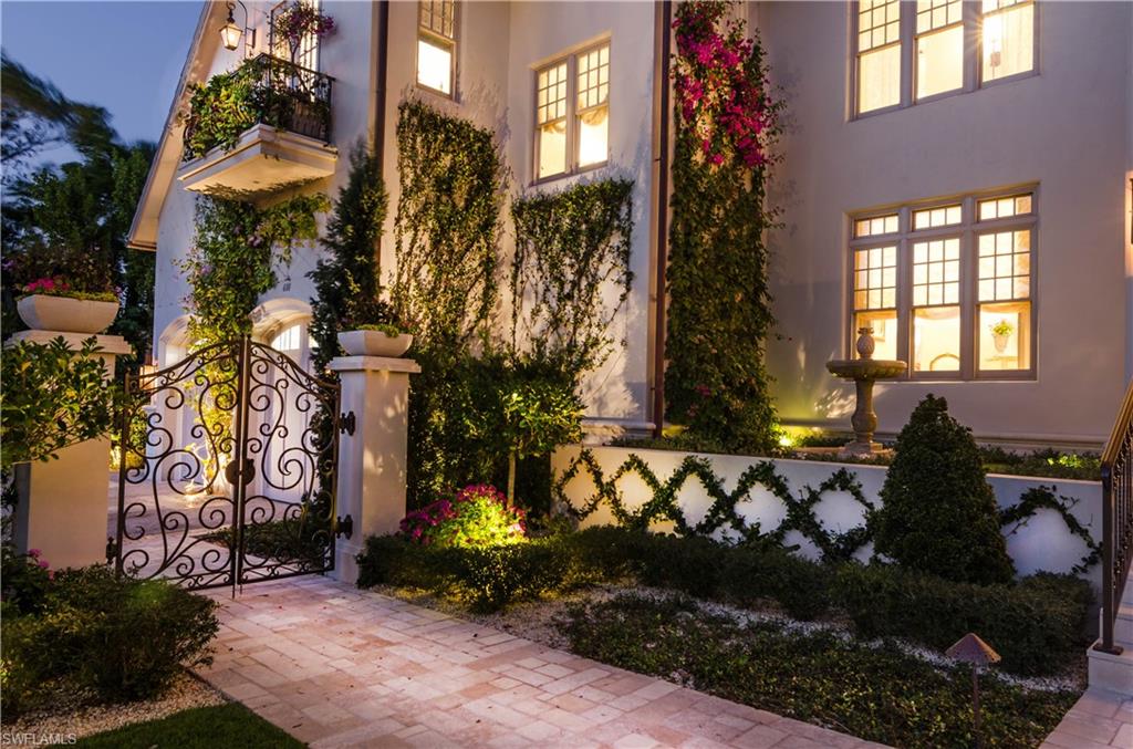 OLDE NAPLES - Residential