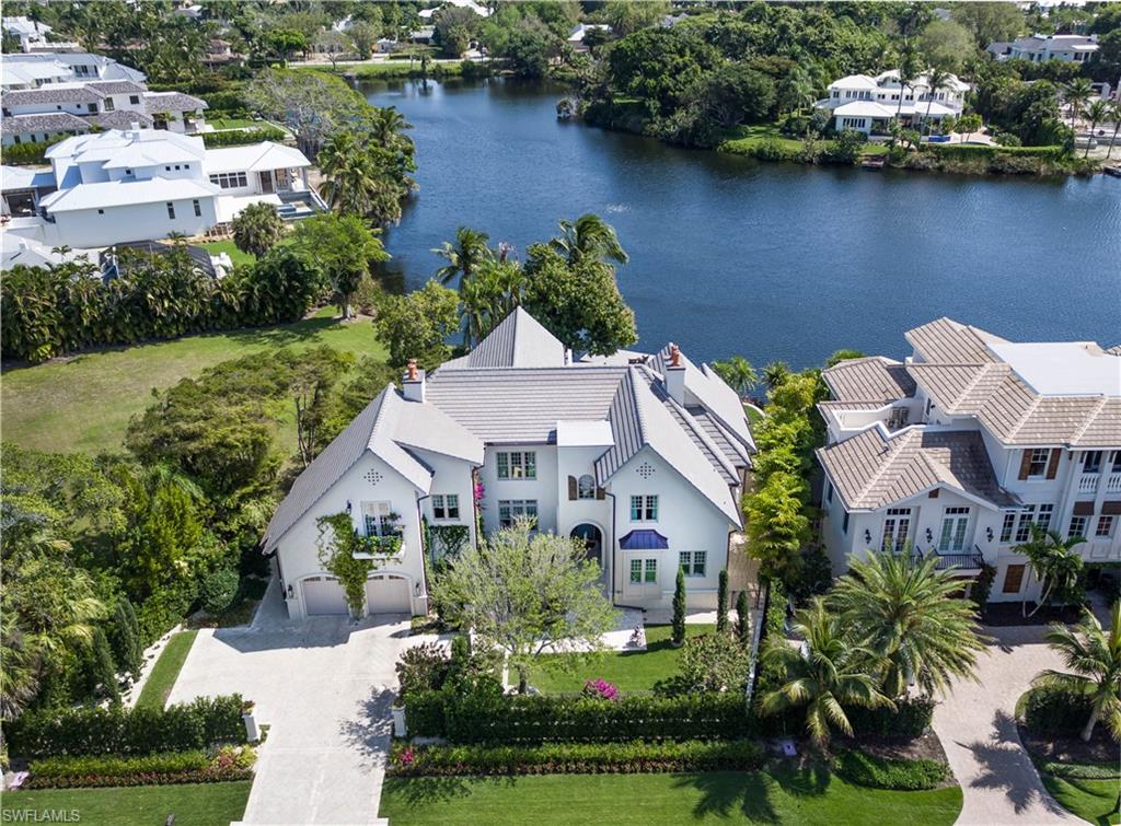 OLDE NAPLES - Residential