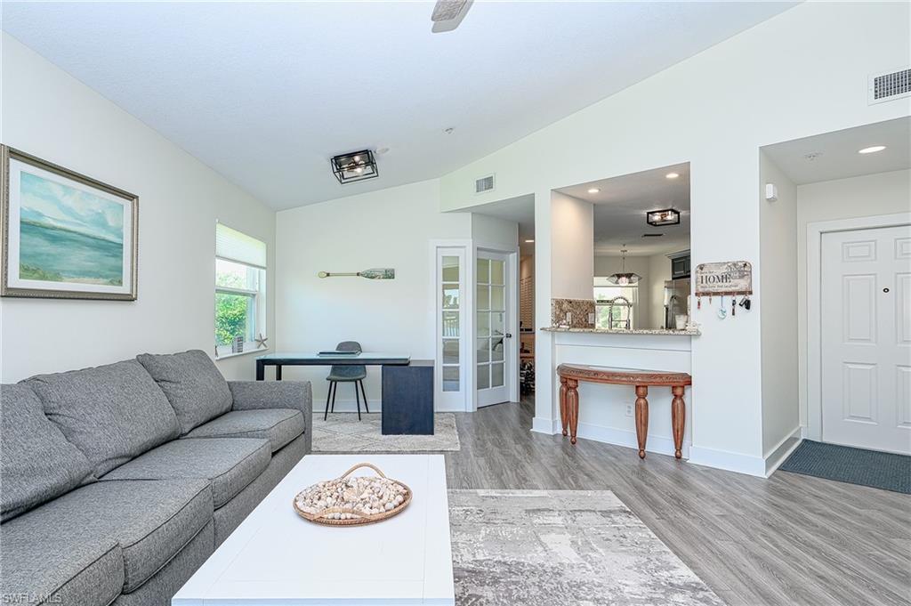 HUNTINGTON LAKES - Residential Lease