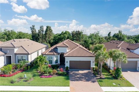 A home in NAPLES