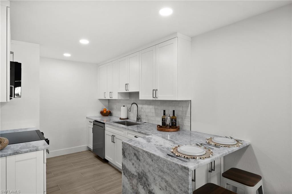 HARBOUR LIGHTS - Residential