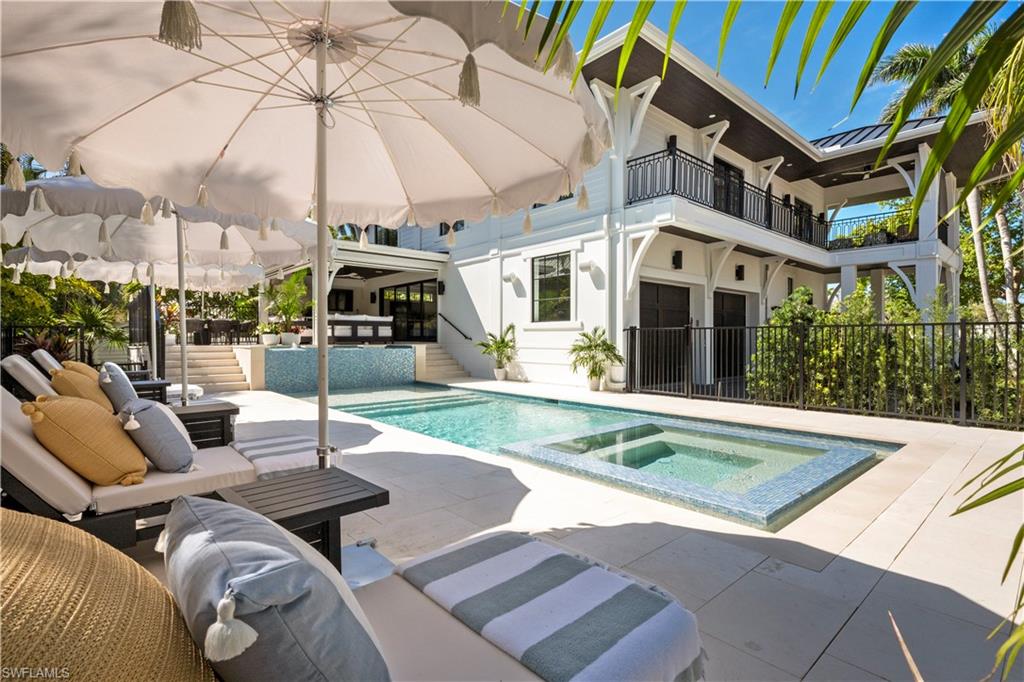 OLDE NAPLES - Residential