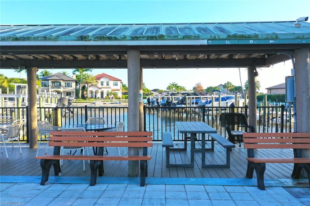 WATER'S EDGE - Residential