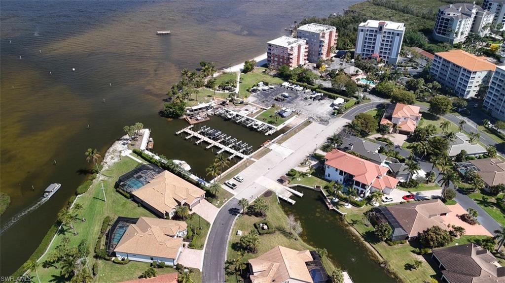 WATER'S EDGE - Residential