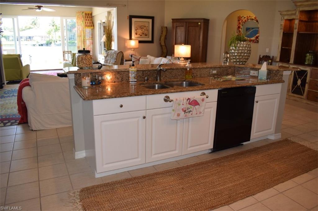 WATER'S EDGE - Residential