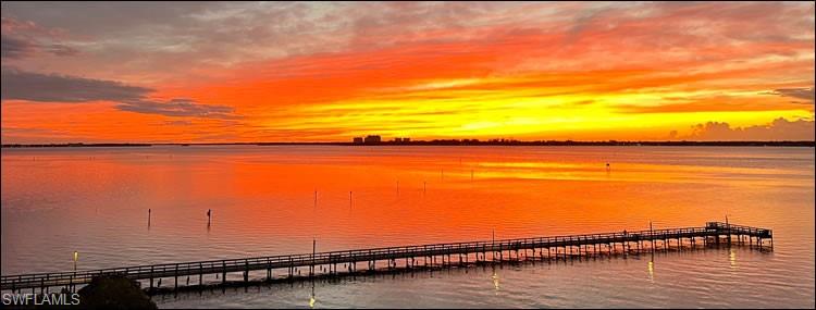 WATER'S EDGE - Residential