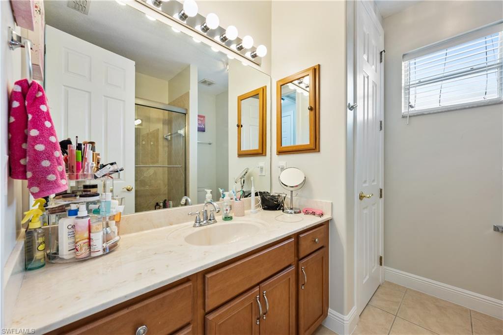 BELLE LAGO - Residential Lease