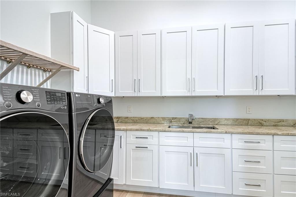 LOGAN WOODS - Residential