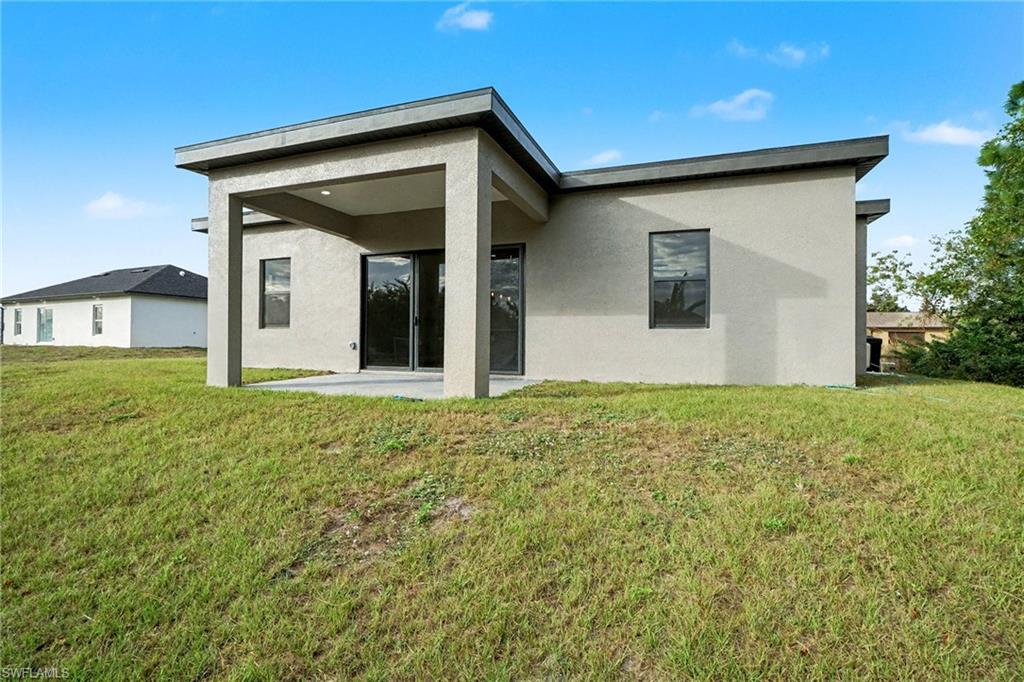 LEHIGH ACRES - Residential
