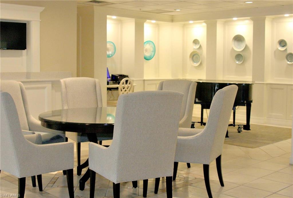 TOWER POINTE AT ARBOR TRACE - Residential