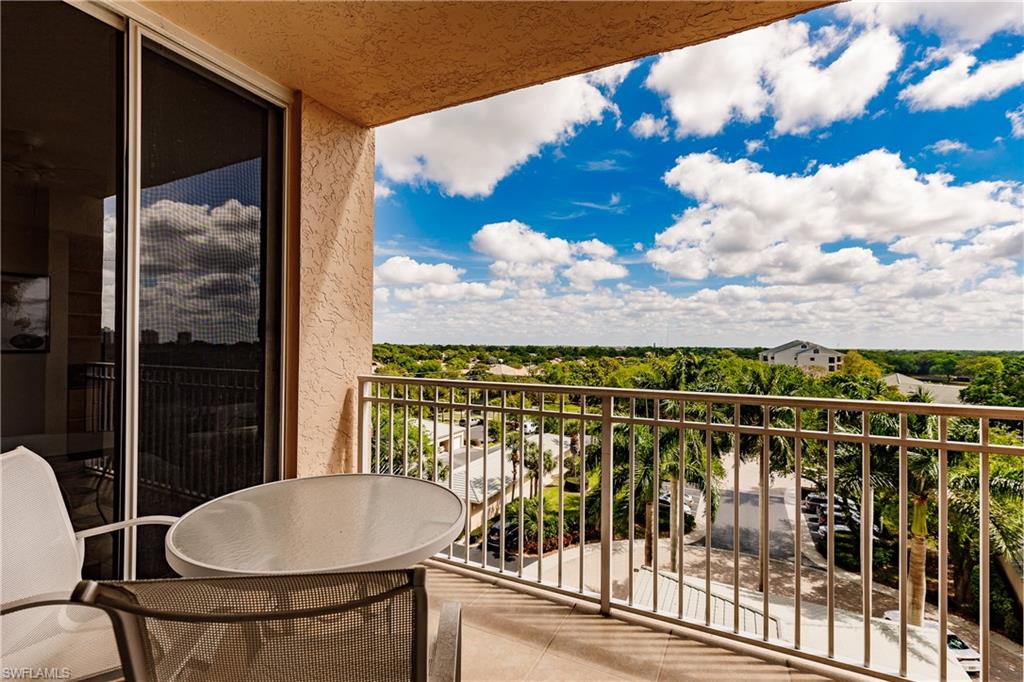 TOWER POINTE AT ARBOR TRACE - Residential