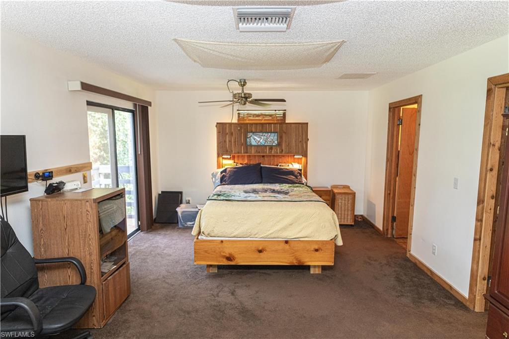 SAN CARLOS PARK - Residential