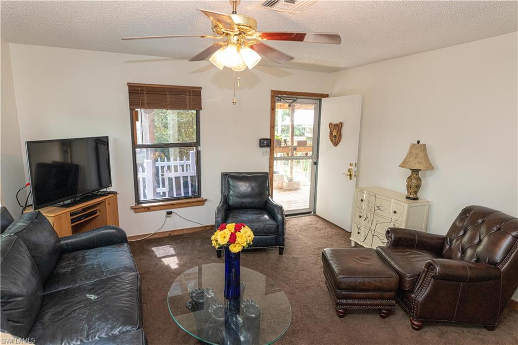 SAN CARLOS PARK - Residential