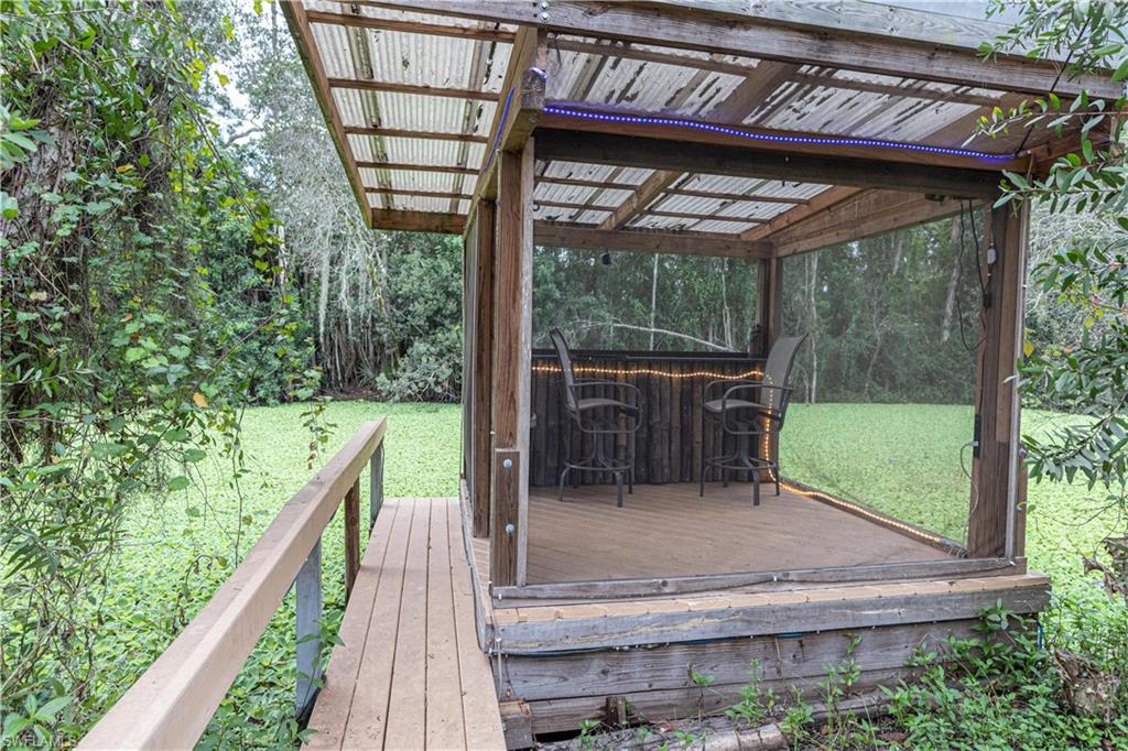 SAN CARLOS PARK - Residential