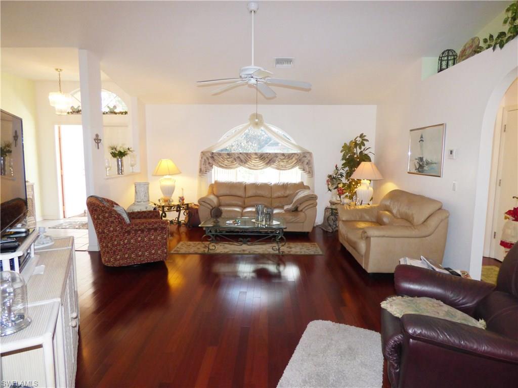 IONA SHORES - Residential