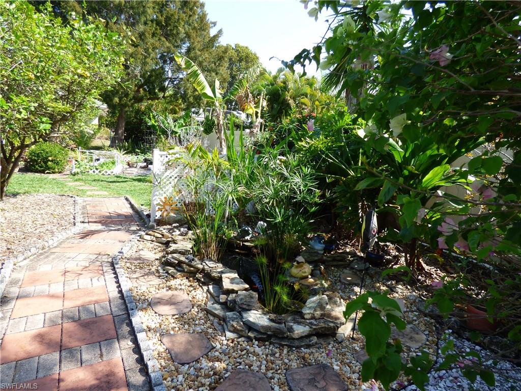 IONA SHORES - Residential