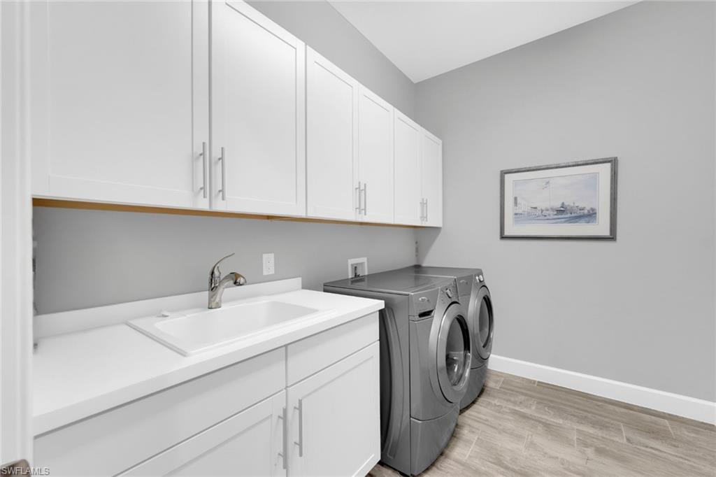 CORKSCREW SHORES - Residential