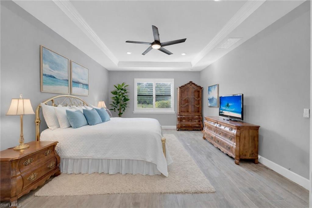 CORKSCREW SHORES - Residential