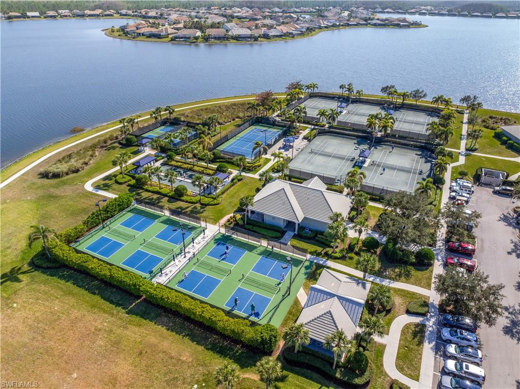 CORKSCREW SHORES - Residential